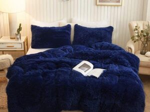 FLUFFY DUVETS